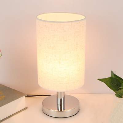 北欧卧室床头装饰台灯小夜灯 北欧实木卧室床头创意装饰台灯温馨床头小夜灯喂奶灯婚庆礼物台灯